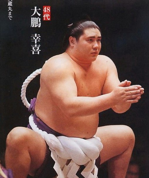 Коки Ная - японский сумоист с украинскими корнями.